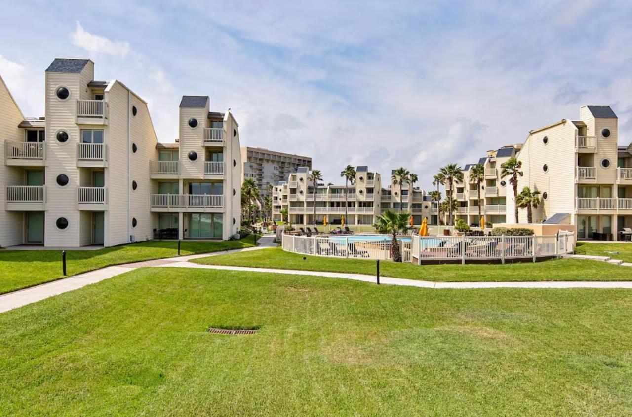 דירות סאות' פאדרה איילנד Ocean Breeze Retreat 2Bed 2Bath, Heated Pool! מראה חיצוני תמונה